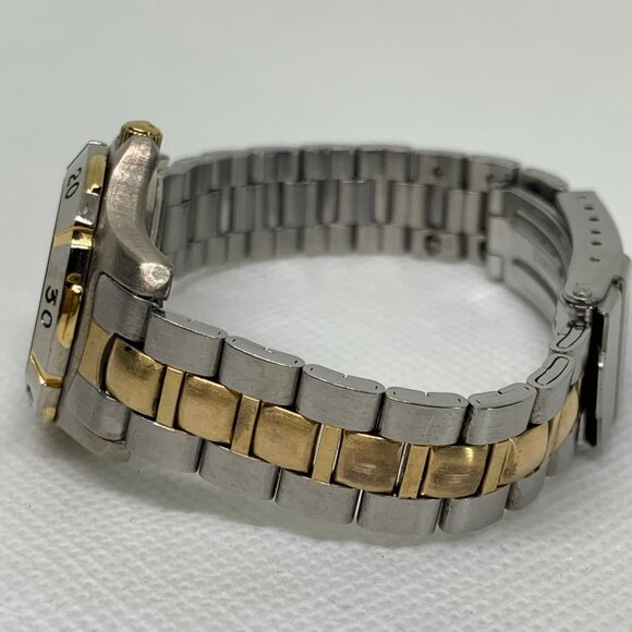 Guess vintage 1994 women watch 25mm round rotating bezel two tone 6” running - Picture 4 of 7